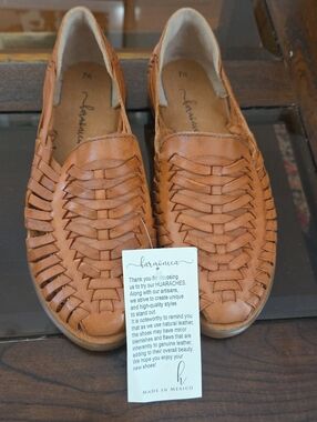 Harmonica Shoes - Yadira Classic Huarache Woven Leather Size 7.5 - Tan (BNWT)